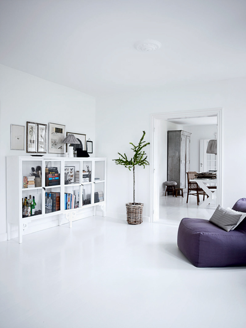 All White Interior Design of the Homewares Designer Home  DigsDigs