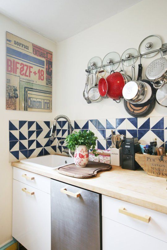 Cool Kitchen Ideas / Cool Kitchen Decor Ideas for Growing Families | Martha Stewart / Having a 