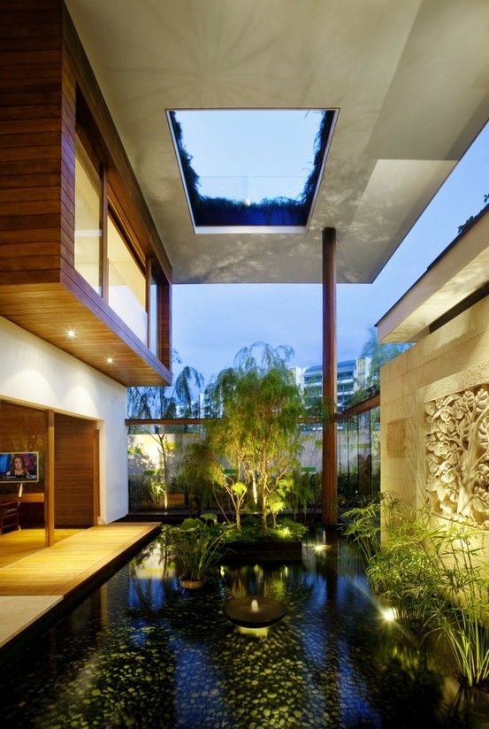 10 The Most Cool And Amazing Indoor Courtyards Ever - DigsDigs