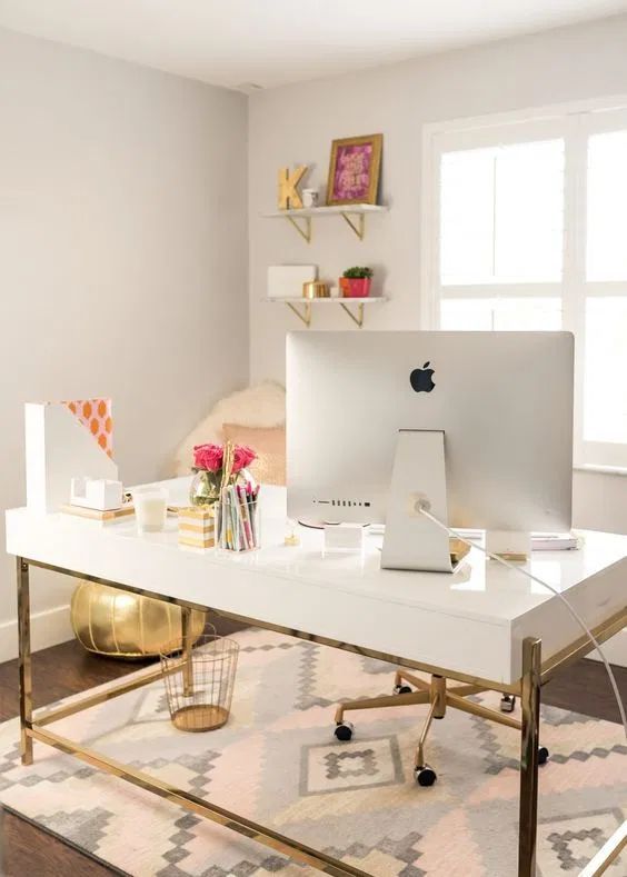 70 Elegant And Exquisite Feminine Home Offices - DigsDigs