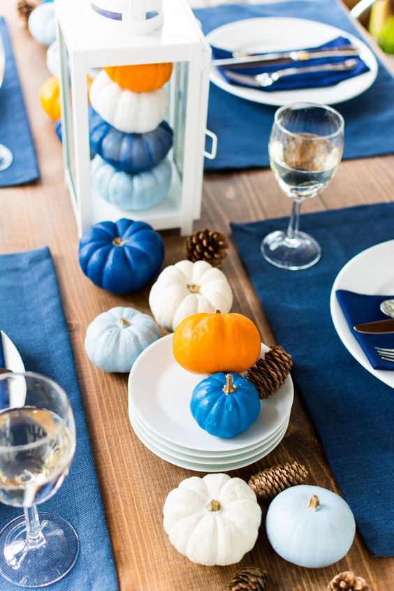 Blue Thanksgiving Decor
 43 Thanksgiving Décor Ideas With Blue DigsDigs