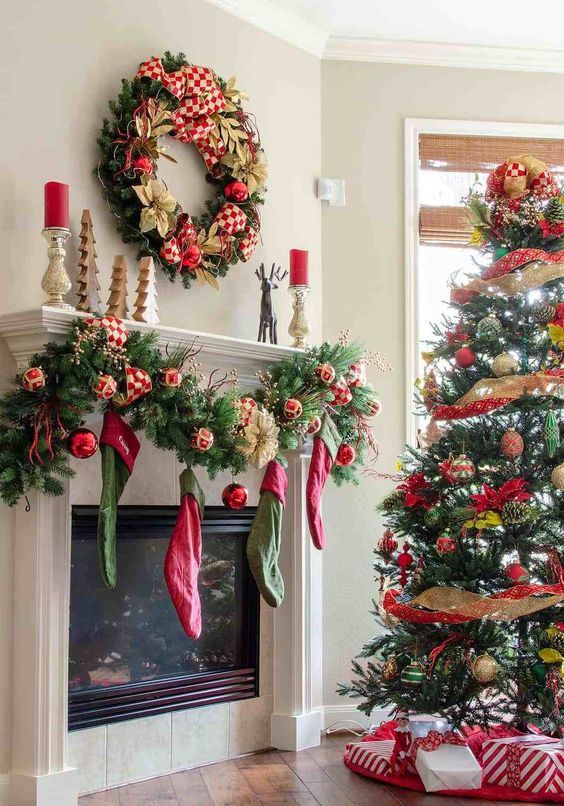 Christmas 2020 decorations, classical red, green and gold colors