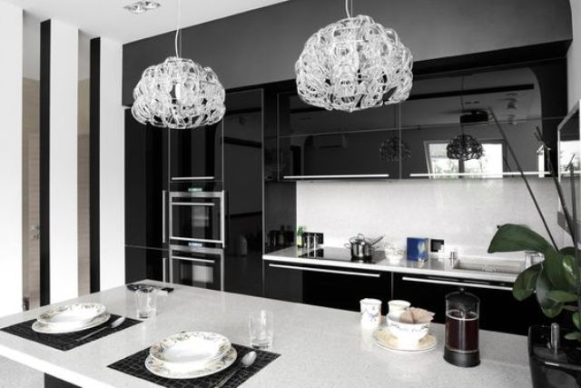 34 Timelessly Elegant Black And White Kitchens - DigsDigs