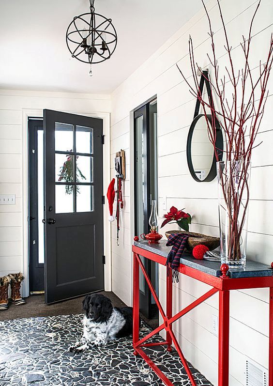 38 Cozy And Inviting Winter Entryway Decor Ideas