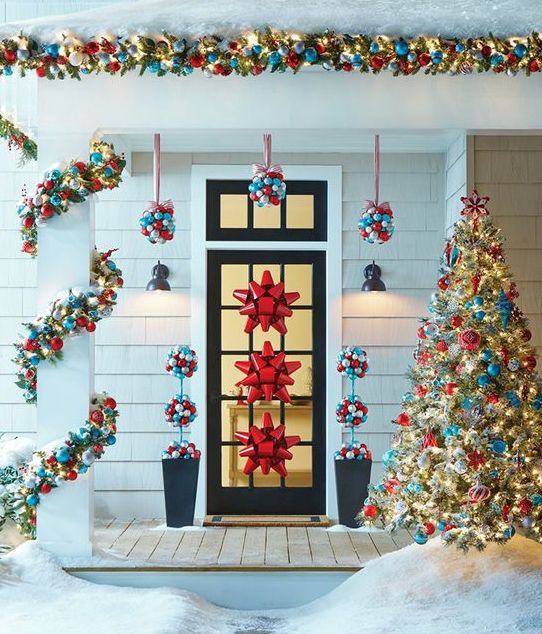 21+ Christmas Door Hanger Ideas