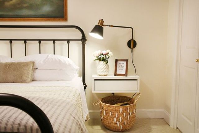 floating bedside lamp
