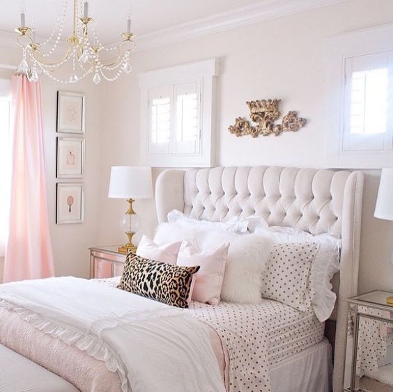 23 Gorgeous Ideas To Design A Glam Bedroom - DigsDigs