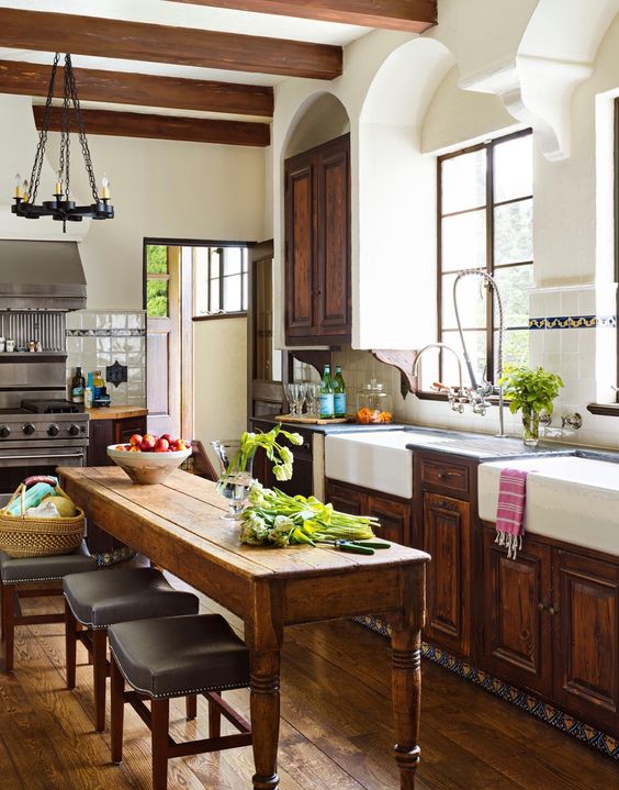 25 Stylish And Functional Eat-In Kitchen Ideas - DigsDigs