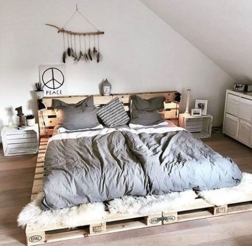 25 Pallet Beds And Daybeds For Indoors And