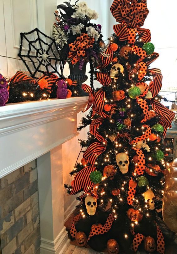 25 Bold And Whimsy Halloween Tree Decor Ideas - DigsDigs