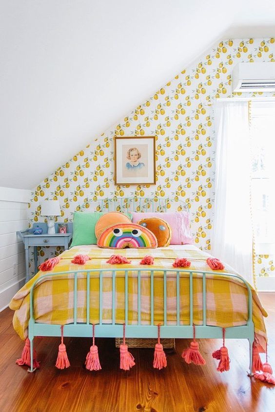 Cute  Quirky Wallpaper for Kids