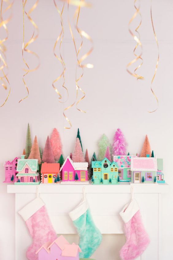 25 Glam And Fun Pink Christmas Decor Ideas - DigsDigs