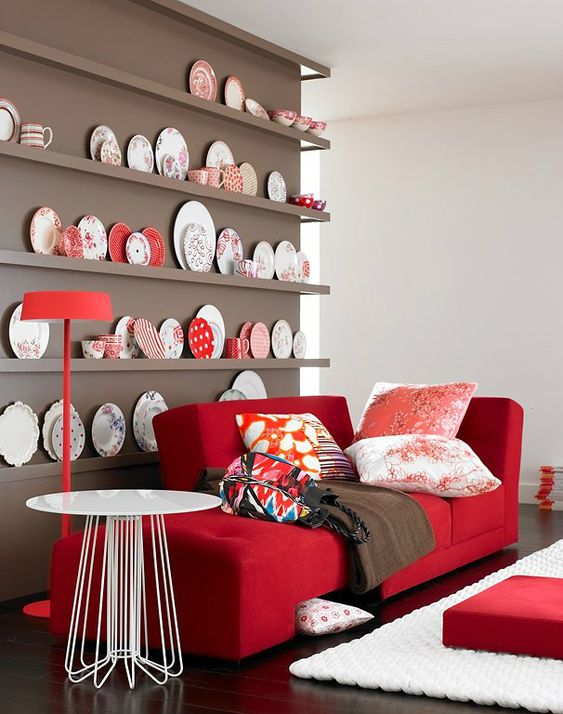 30 Ways To Incorporate A Red Sofa Into Your Interior - DigsDigs