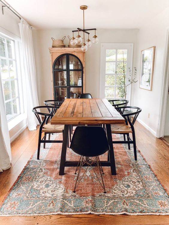35 Cozy And Welcoming Modern Country Dining Rooms - DigsDigs