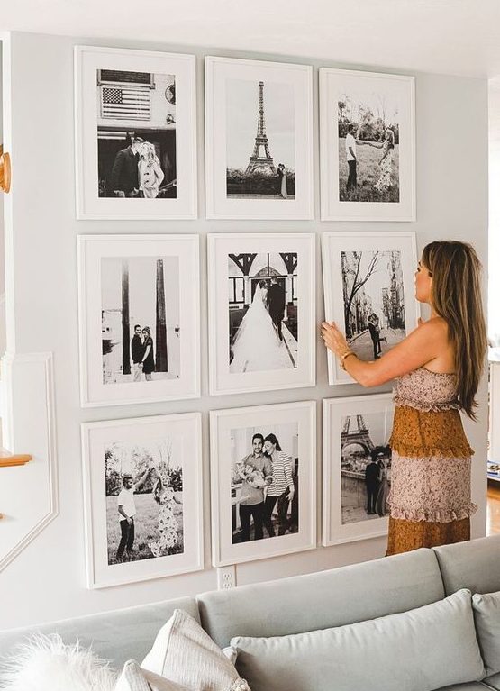 34 Stylish Black And White Gallery Wall Ideas - DigsDigs
