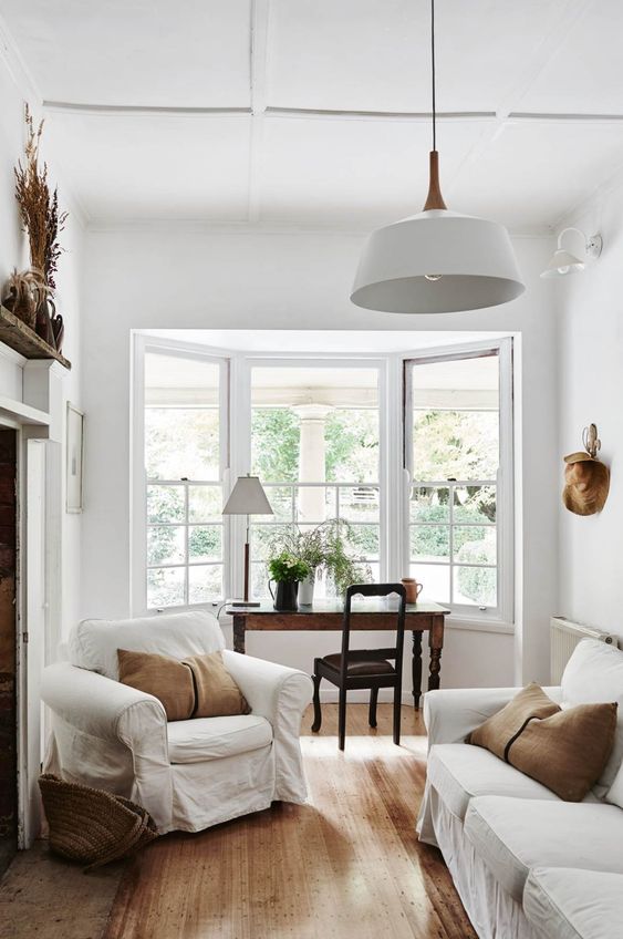 33 Bay Window Ideas With Pros And Cons - Digsdigs