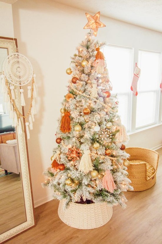 7 Christmas Tree 2024 Decor Trends And 70 Ideas - DigsDigs