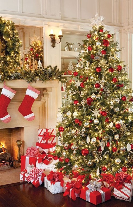7 Christmas Tree 2023 Decor Trends And 70 Ideas - DigsDigs