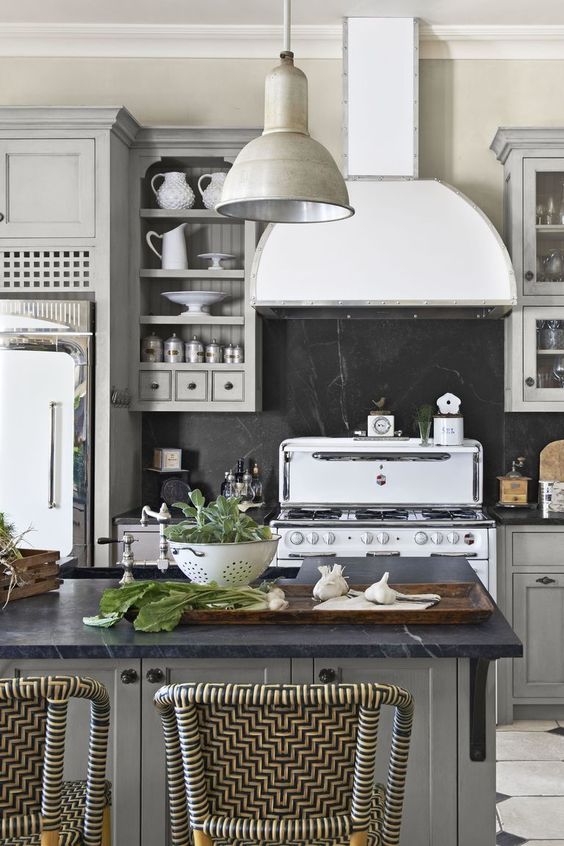 32 Durable Soapstone Backsplashes For Your Kitchen - DigsDigs