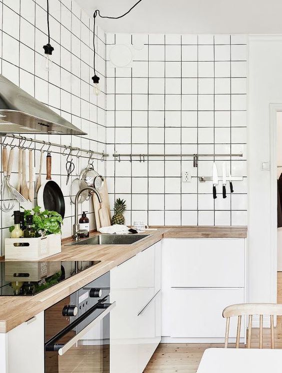 68 Eye-Catching Square Tile Backsplashes - DigsDigs