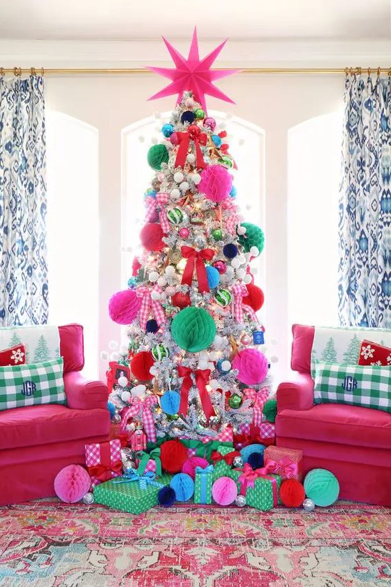 65 Best Colorful Christmas Tree Decor Ideas - DigsDigs