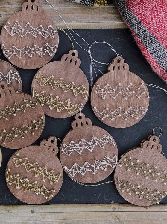 59 Inspiring Christmas String Art Decor Ideas - Digsdigs