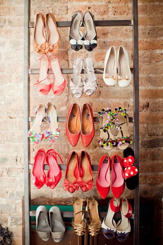 https://www.digsdigs.com/photos/adorably-practical-ideas-to-organize-shoes-in-your-home-41.jpg