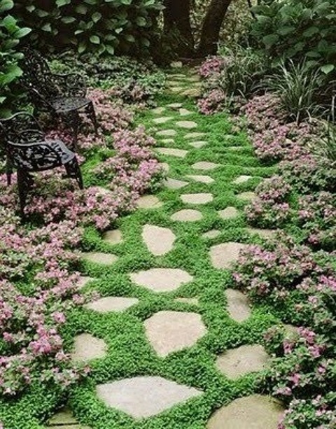 43 Awesome Garden Stone Paths - DigsDigs