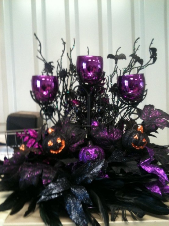 70 Awesome Purple Halloween Décor Ideas - DigsDigs