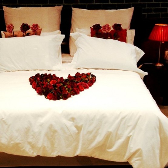 13 Beautiful Bedroom Decorating Ideas For Valentine\'s Day - DigsDigs