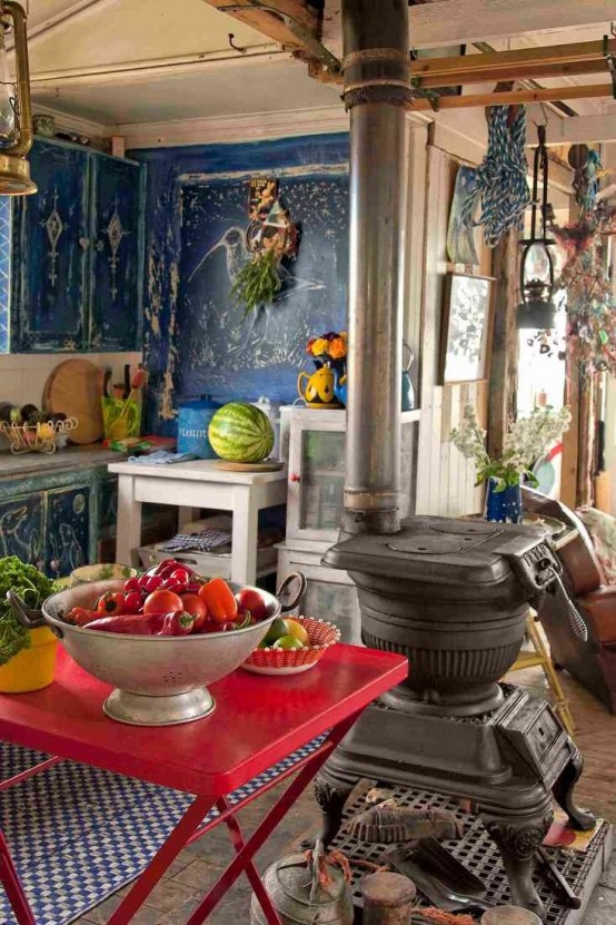 https://www.digsdigs.com/photos/colorful-boho-chic-kitchen-designs-47-554x831.jpg
