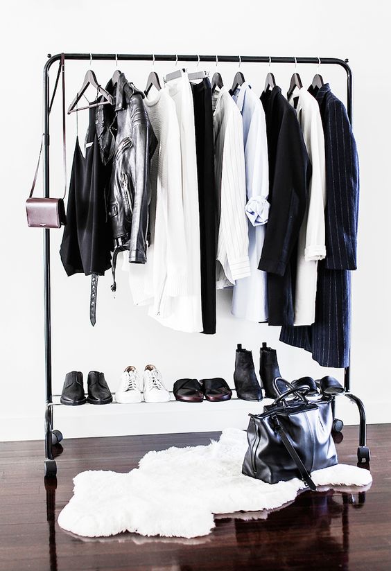 29 Cool Makeshift Closet Ideas For Any Home - DigsDigs