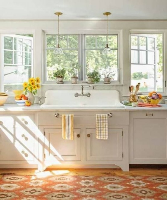 12 Cozy Farmhouse Kitchen Design Elements - Kitchen Decor Tips