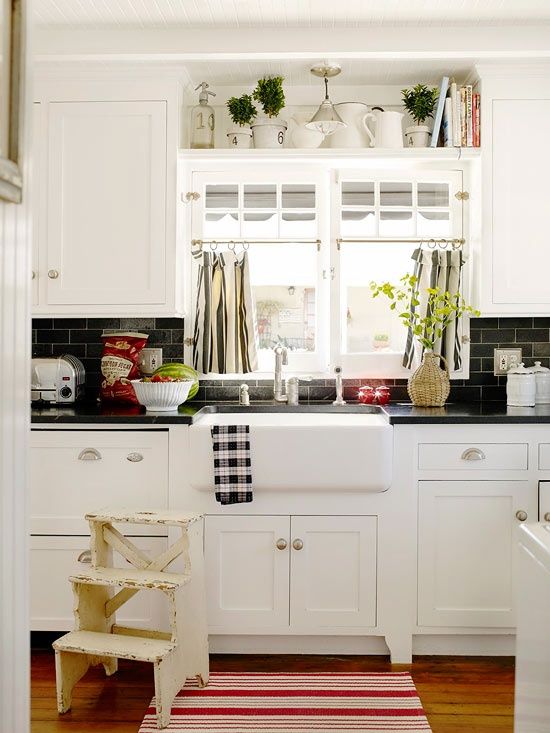 34 Timelessly Elegant Black And White Kitchens - DigsDigs