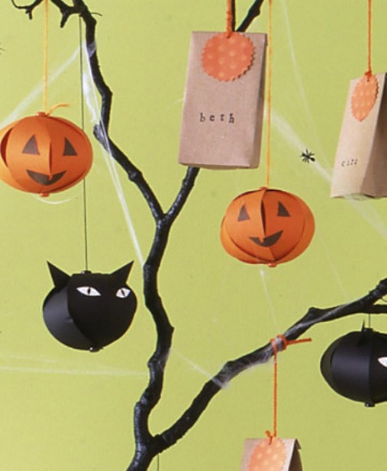 17 Cool Halloween  Decorations  For The Kids   Party DigsDigs