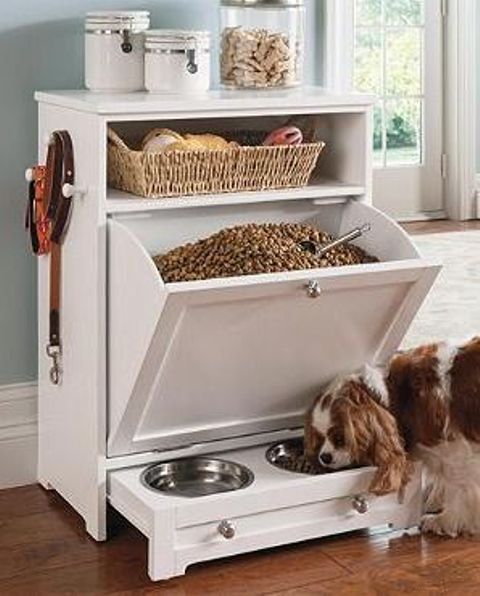https://www.digsdigs.com/photos/how-to-organize-all-your-pet-supplies-comfortably-ideas-13.jpg
