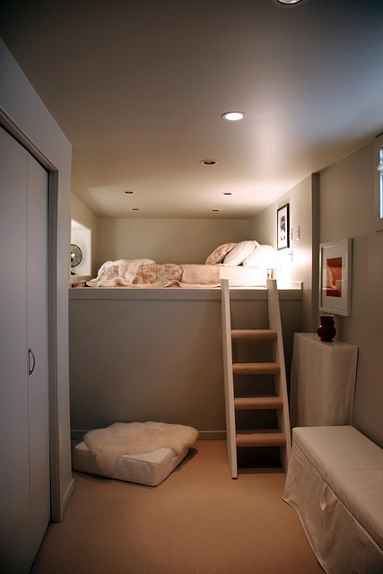 Impressive And Chic Loft Bedroom Design Ideas 26 