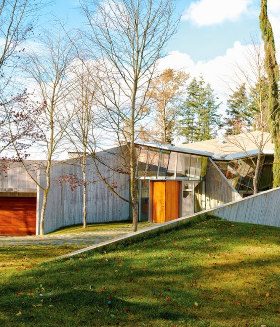 Modern Rural Family Home Made Of 100-Year-Old Beams - DigsDigs