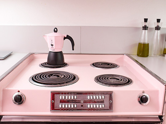 1950's Pink Electric Sunbeam Can Opener.  Retro pink kitchens, Pink  kitchen, Vintage kitchen accessories
