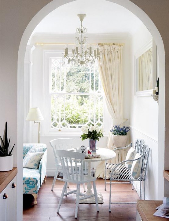 30 Small Dining Rooms And Zones Decorated With Style - DigsDigs